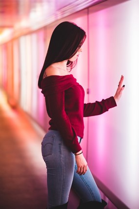 韩国牛仔裤美女图片